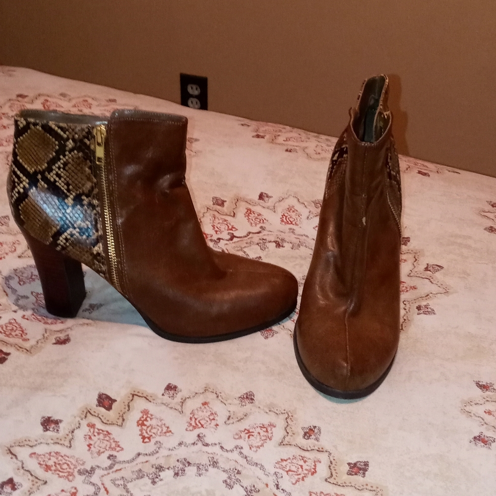 SHOES!!! - Picture 3 of 7